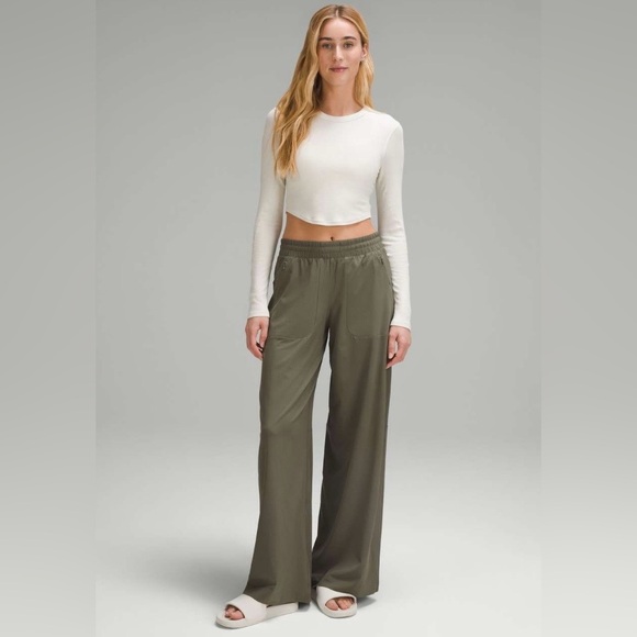 Lululemon Swift Mid-Rise Wide-Leg Pant - Army Green - Size 0 - Picture 3 of 9